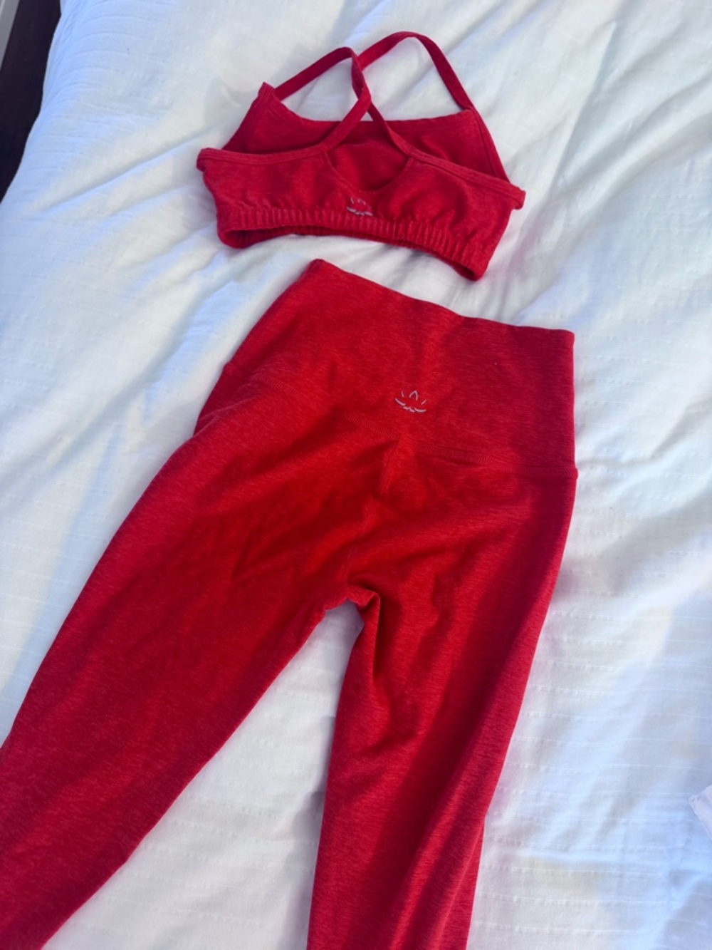 Red Beyond Yoga  size xs Set - Sports Bra + High-Waist Leggings - Picture 4 of 7